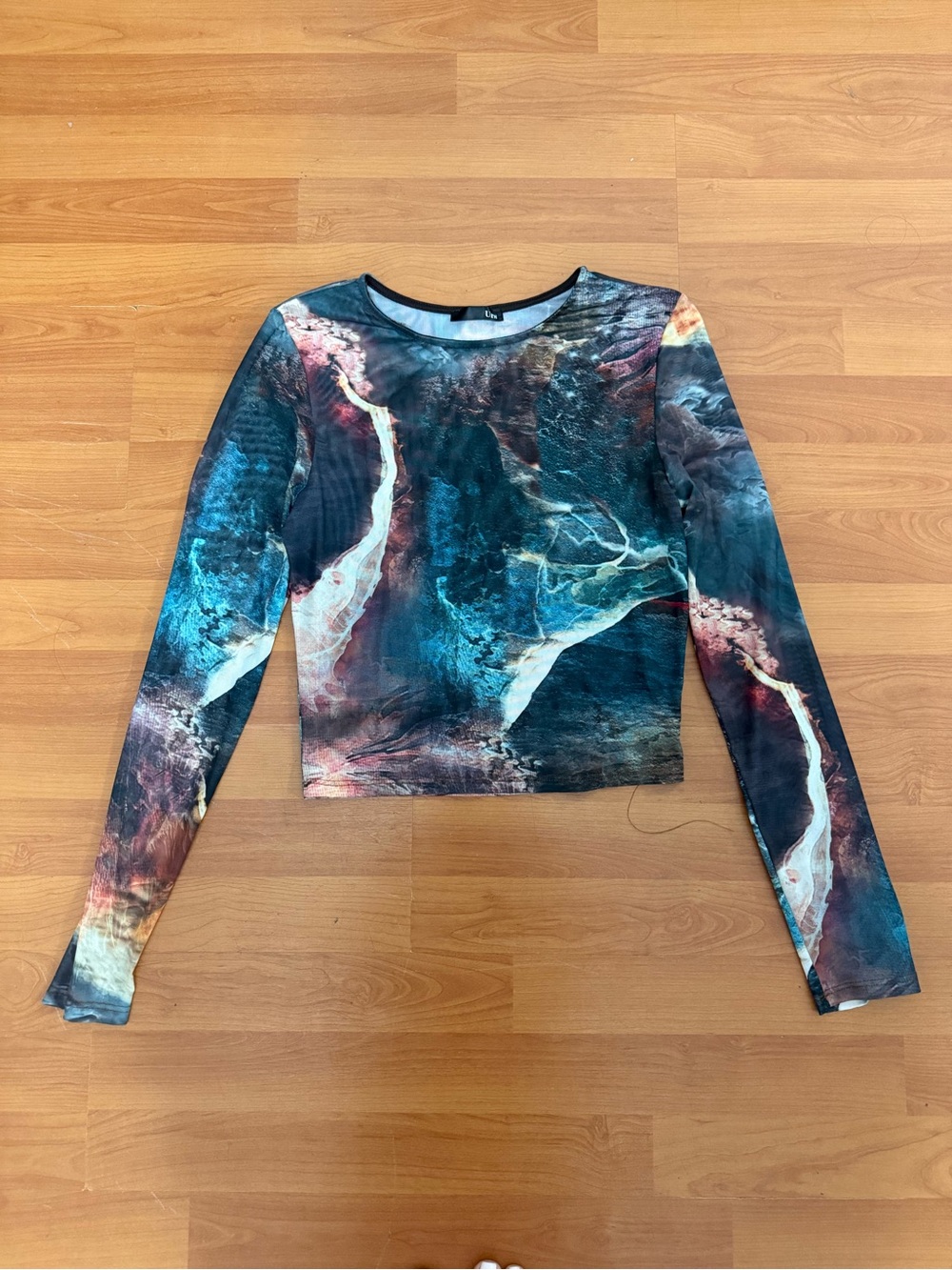 Abstract Marble-Print Long Sleeve Crop Top - Multicolor